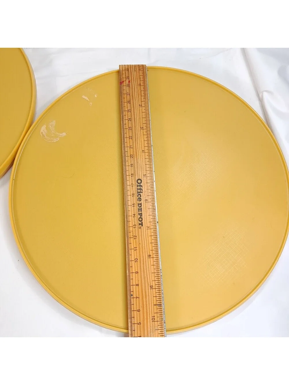Rubbermaid Harvest Gold Plastic Lazy Susan set 2 #JB1 2709 1970's 10.5